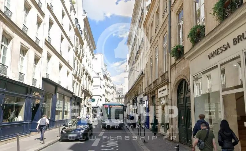 Local commercial dans Paris à louer Photo de l’immeuble– Image 1 sur 3