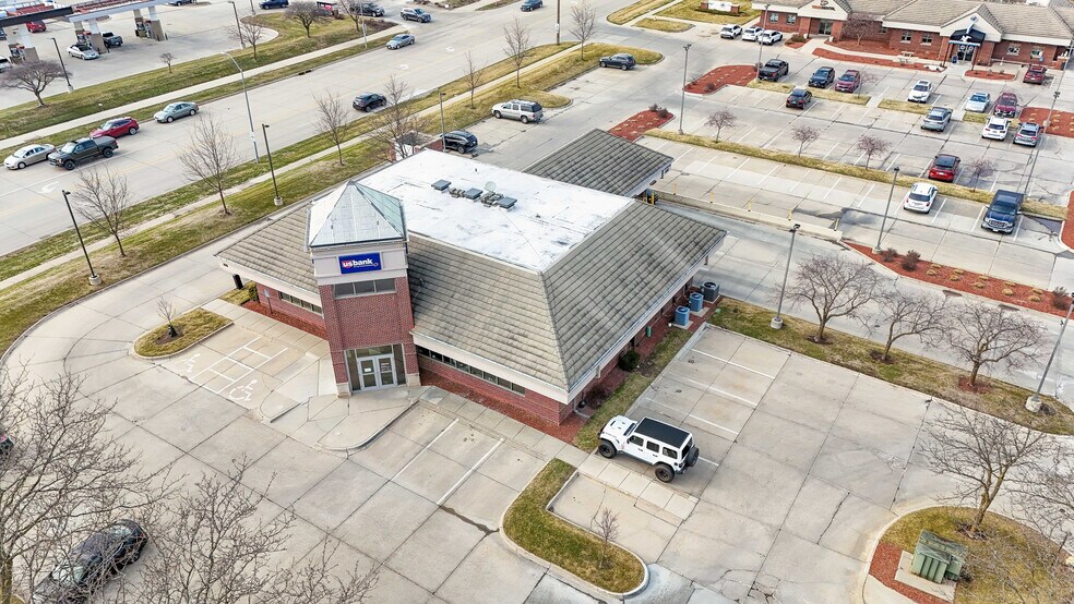 245 50th St, West Des Moines, IA à vendre - Aérien – Image 2 sur 5