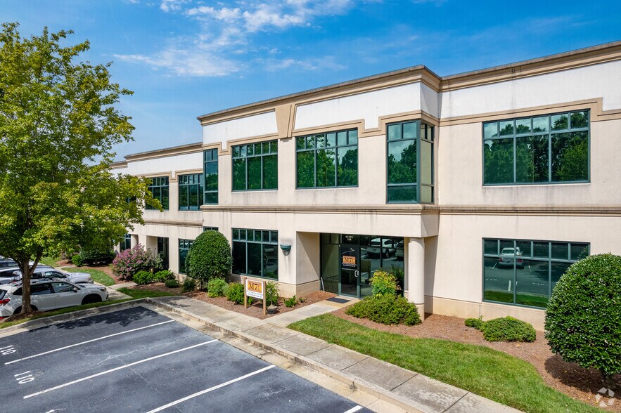 1690 Roberts Blvd, Kennesaw, GA à vendre - Photo de l’immeuble – Image 3 sur 15