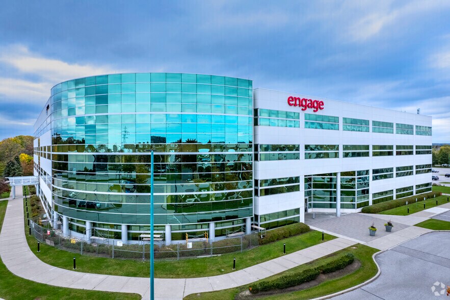 1380 Rodick Rd, Markham, ON à louer - Photo principale – Image 1 sur 5