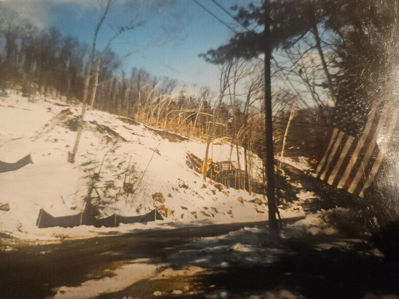 25 Chalet Dr, Gilford, NH à vendre - Photo de l’immeuble – Image 2 sur 2