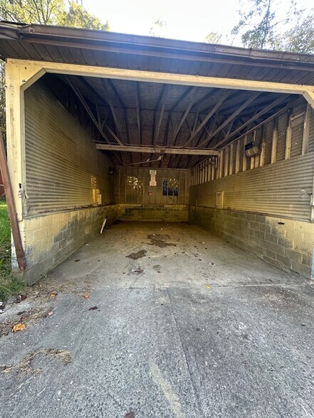 Rt. 20, Craigsville, WV à vendre - Photo de l’immeuble – Image 2 sur 3