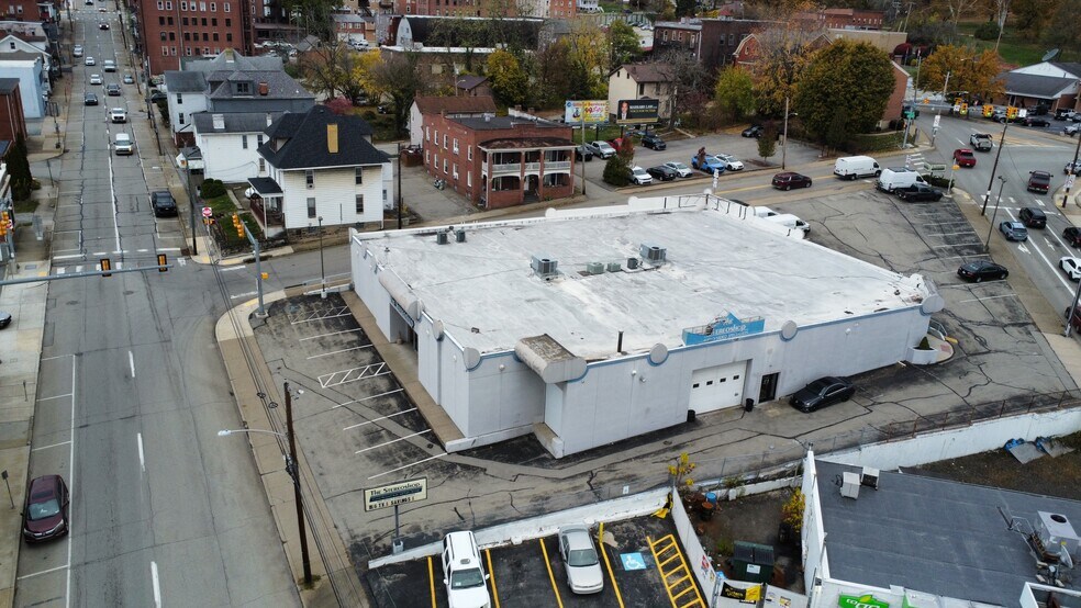 201 E Pittsburgh St, Greensburg, PA à vendre - Photo de l’immeuble – Image 3 sur 17