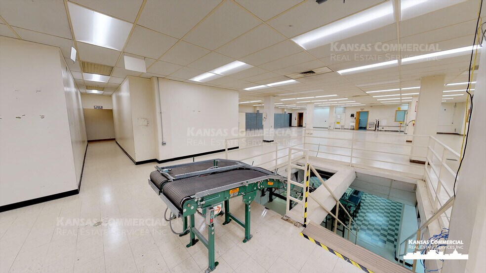 400 SE Quincy St, Topeka, KS à louer - Photo intérieure – Image 3 sur 16