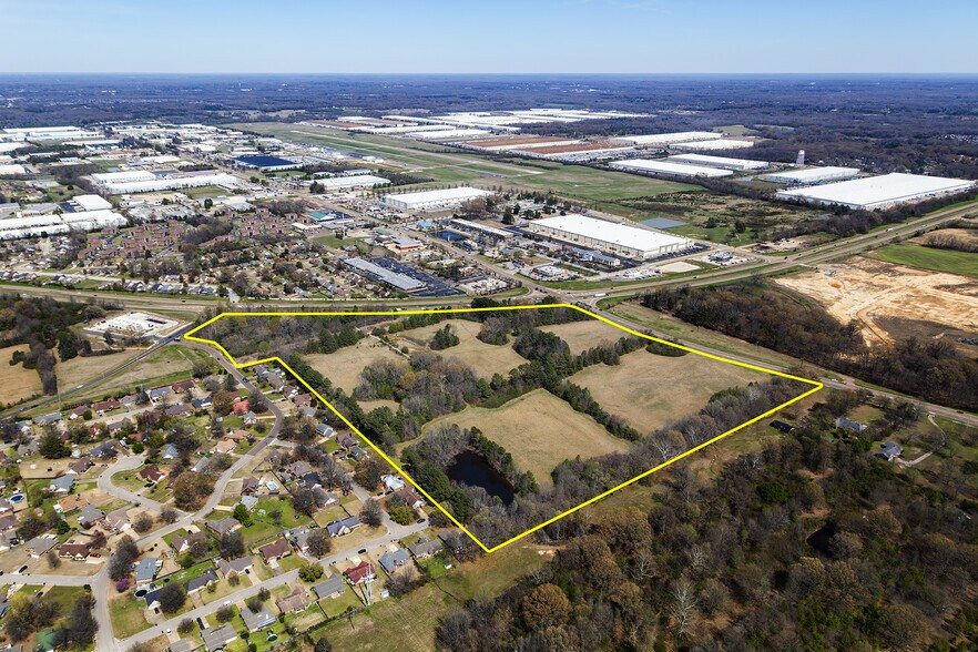 SW Corner Highway 302 & Hacks Cross Road Hwy, Olive Branch, MS à vendre - Aérien – Image 1 sur 1