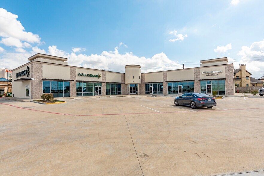 4805 E Sam Houston Pky S, Pasadena, TX à louer - Photo de l’immeuble – Image 1 sur 20