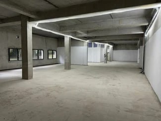 Plus de détails pour Local commercial à vendre