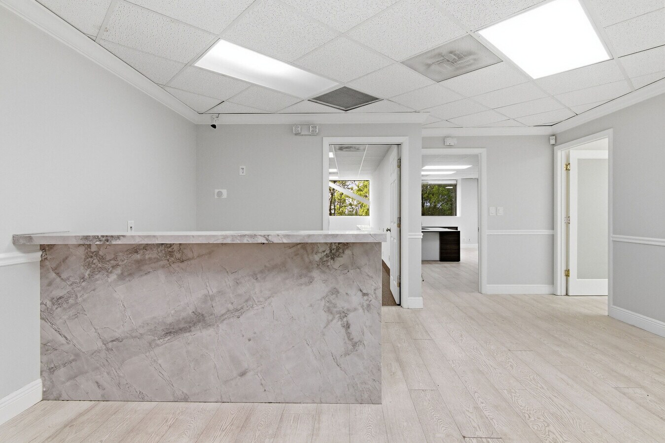 1640 W Oakland Park Blvd, Fort Lauderdale, FL 33311 - Lot 301 - - Photo intérieure - Image 2 of 25
