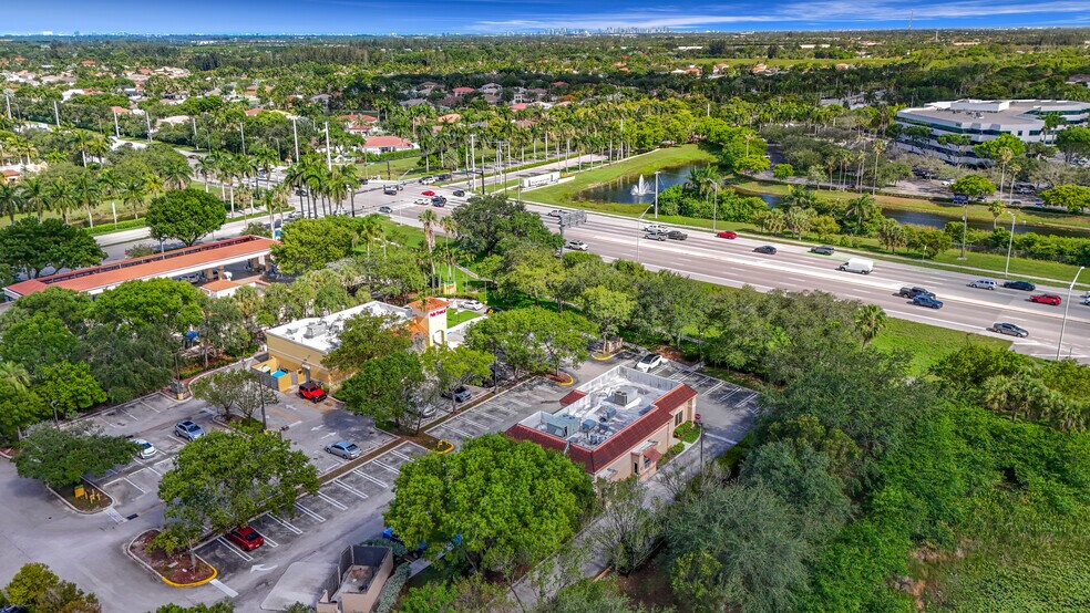 14900 SW 31st St, Miramar, FL à vendre - Photo de l’immeuble – Image 3 sur 9