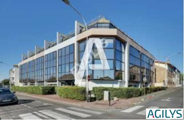 Plus de détails pour Bureau à louer