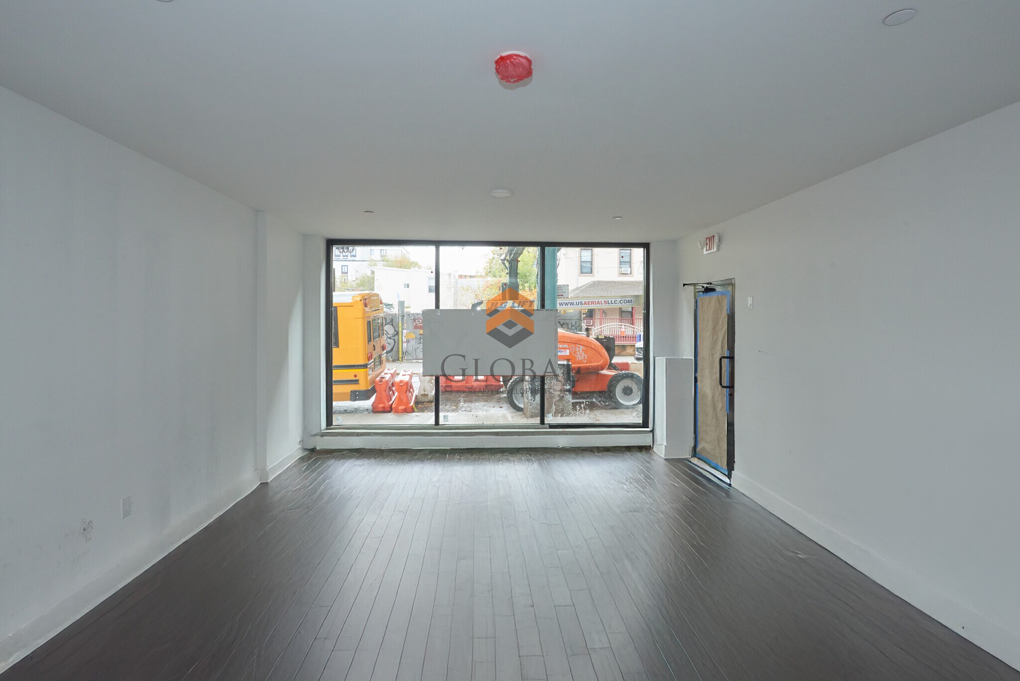 2757 Fulton St, Brooklyn, NY à louer Photo principale– Image 1 sur 2