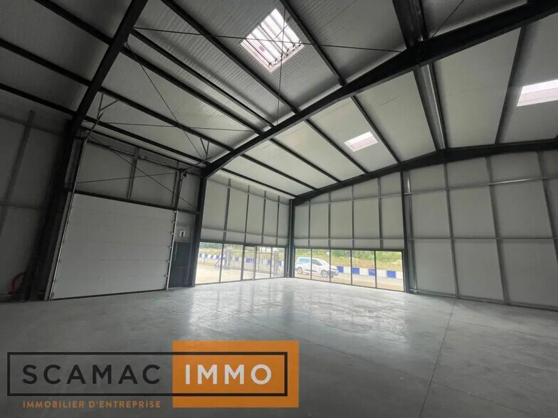 Industriel/Logistique dans Arpajon à louer - Photo de l’immeuble – Image 3 sur 10