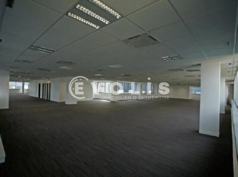 Bureau dans Vélizy-Villacoublay à louer - Photo de l’immeuble – Image 3 sur 4