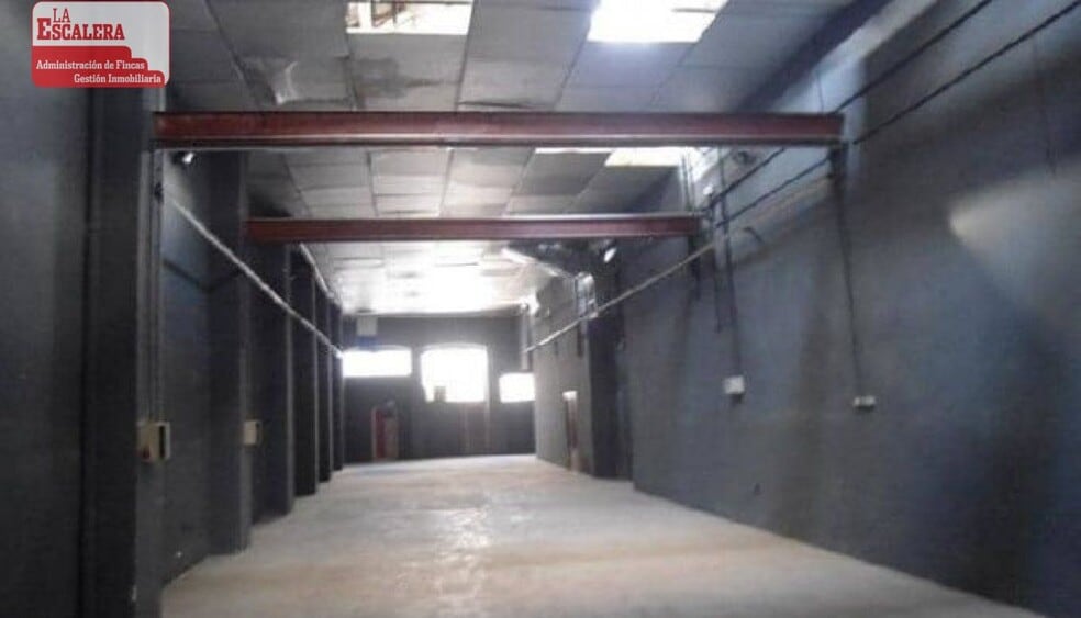 Industriel/Logistique dans Alcoy, Alicante à vendre - Photo intérieure – Image 3 sur 5