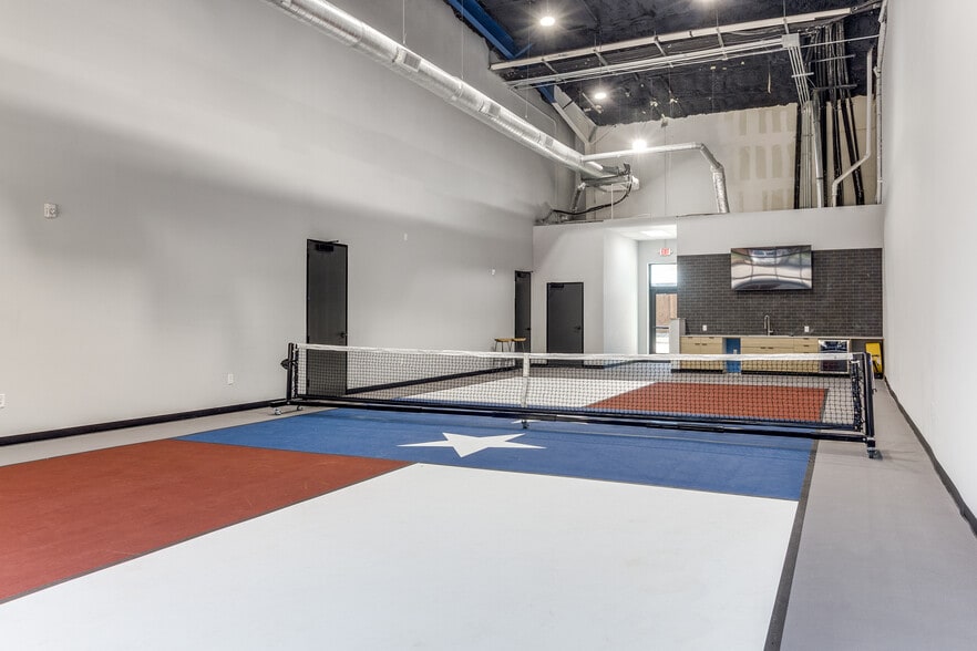 351 E Hudgins St, Grapevine, TX à vendre - Photo intérieure – Image 3 sur 23