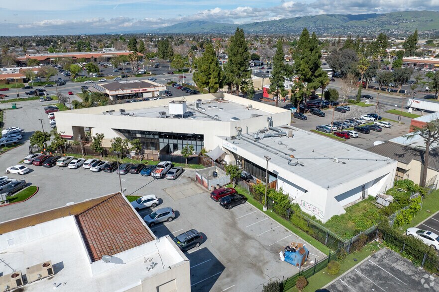1694 Tully Rd, San Jose, CA à louer - Aérien – Image 3 sur 6