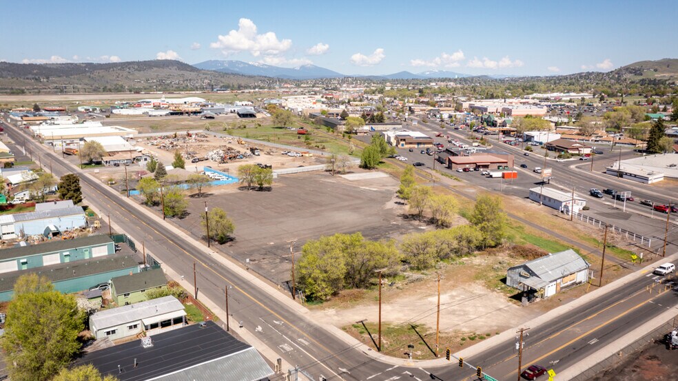 3301 Crosby St, Klamath Falls, OR à vendre - Photo principale – Image 1 sur 8