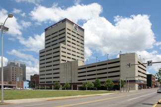 Plus de détails pour 16-20 NW 3rd St, Evansville, IN - Bureau, Local commercial à louer