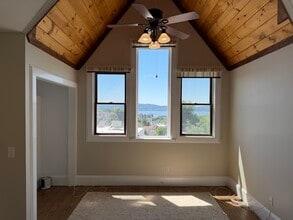 54 N Broadway, Tarrytown, NY à louer Photo intérieure– Image 1 sur 2