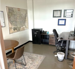 110 S Fairfax Ave, Los Angeles, CA à louer Photo intérieure– Image 2 sur 3