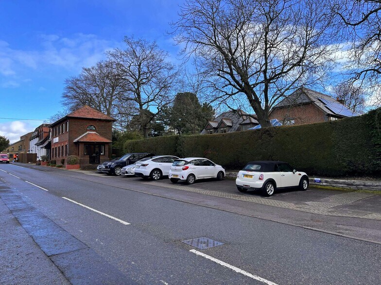 Copse Ln, Southampton à louer - Photo de l’immeuble – Image 3 sur 11