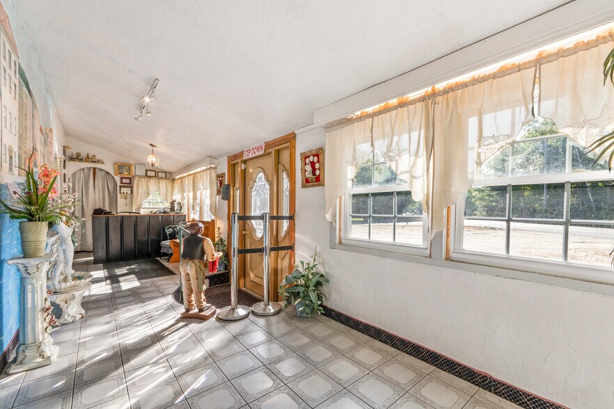 251 N High St, Bridgton, ME à vendre - Photo de l’immeuble – Image 3 sur 10