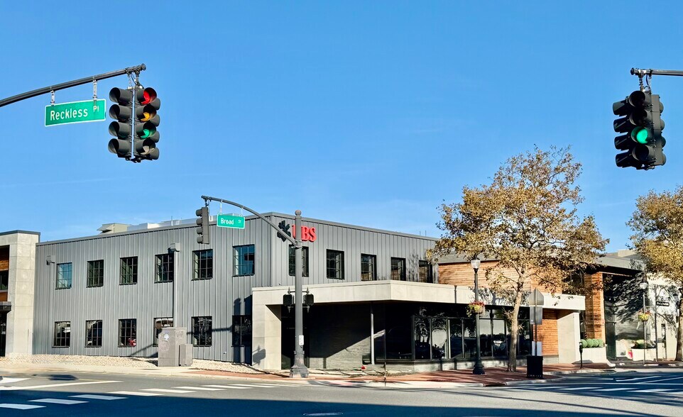 140-148 Broad St, Red Bank, NJ à louer - Photo de l’immeuble – Image 2 sur 10