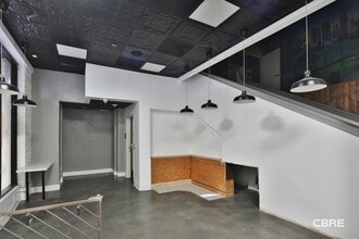 600 W 7th St, Los Angeles, CA à louer Photo intérieure– Image 1 sur 9