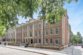 Plus de détails pour 33-35 Queen Sq, Bristol - Bureau à louer
