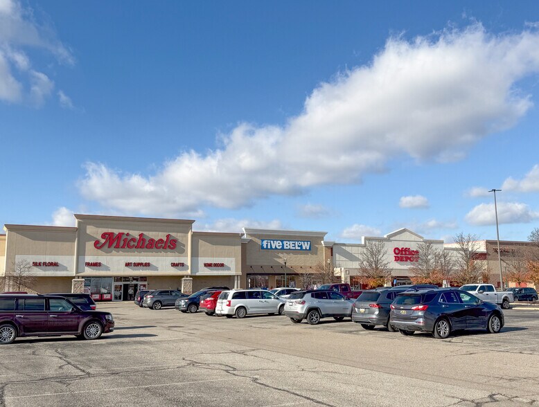 21000-23800 Allen Rd, Woodhaven, MI à louer - Photo de l’immeuble – Image 1 sur 10