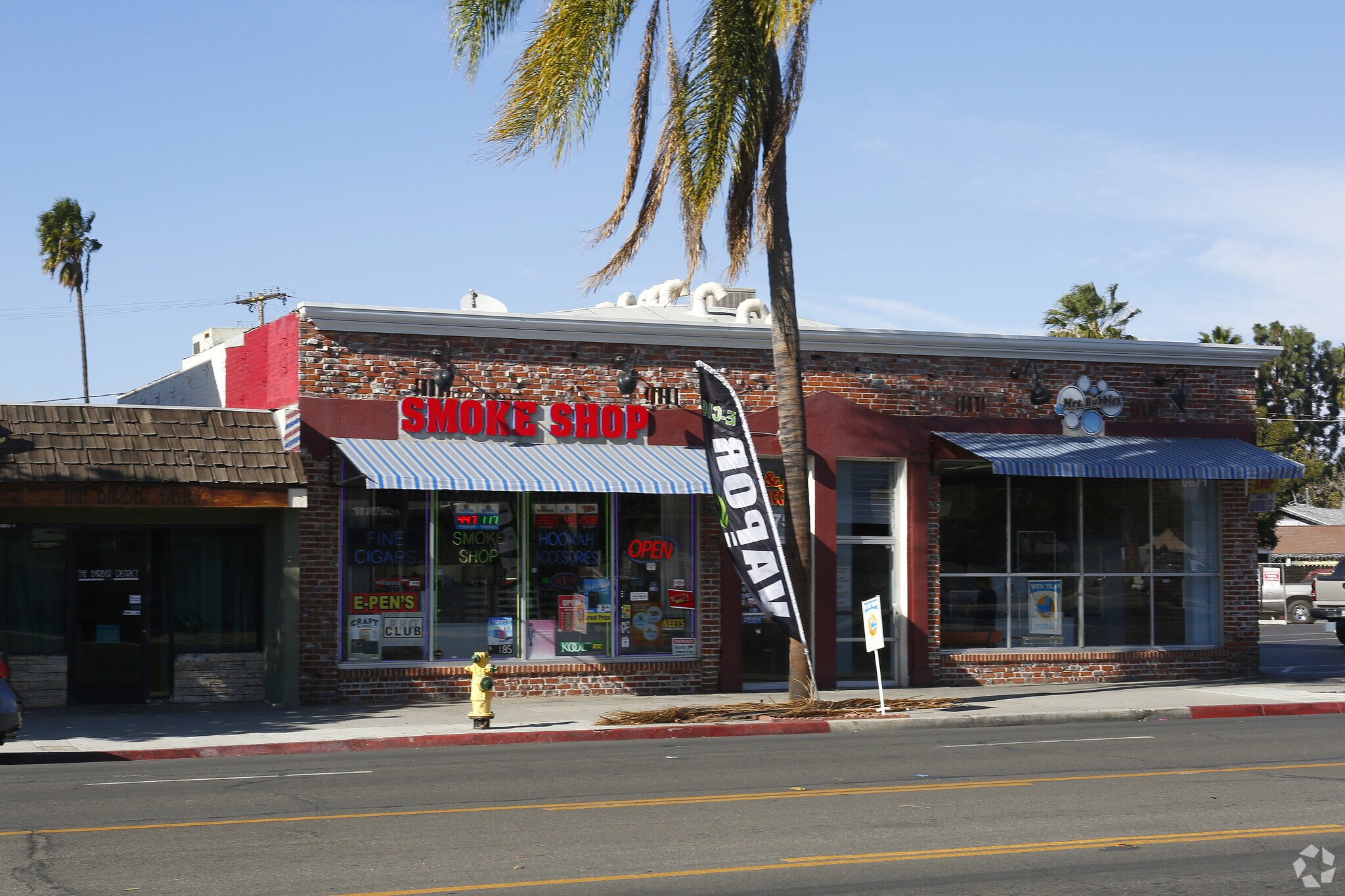 6671-6675 Magnolia Ave, Riverside, CA à louer Photo principale– Image 1 sur 4