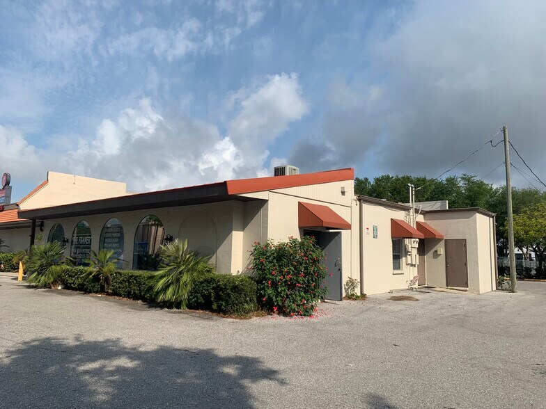 4907 14th St W, Bradenton, FL à louer - Photo de l’immeuble – Image 3 sur 16