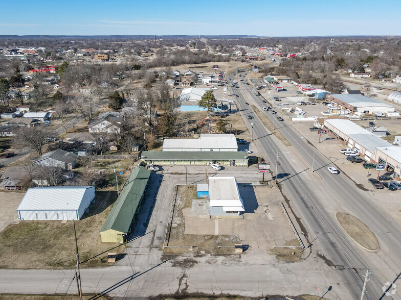 918 S Wood Dr, Okmulgee, OK à vendre - Aérien – Image 3 sur 4