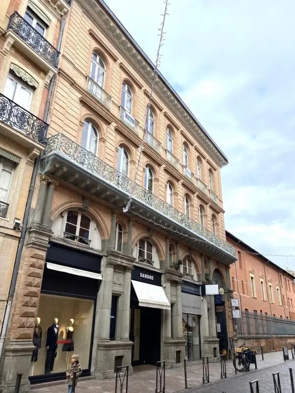 Bureau dans Toulouse à louer Photo de l’immeuble– Image 1 sur 5