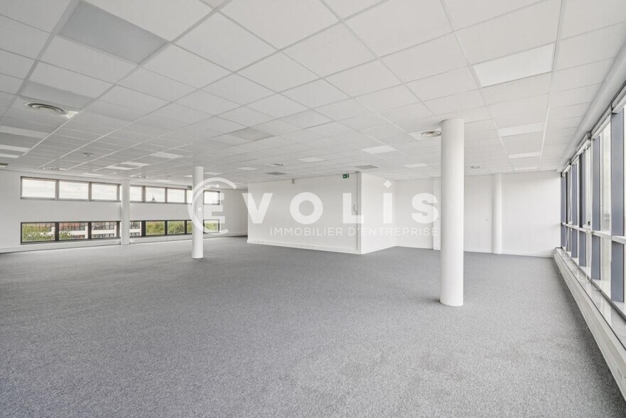 Bureau dans Créteil à louer - Photo de l’immeuble – Image 3 sur 11