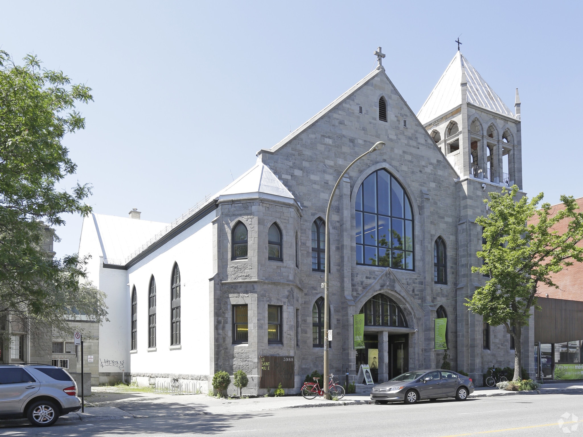 3988 Saint-Denis, Montréal, QC à vendre Photo principale– Image 1 sur 3