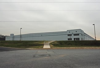 Plus de détails pour 225 Cross Farm Ln, York, PA - Industriel/Logistique à louer