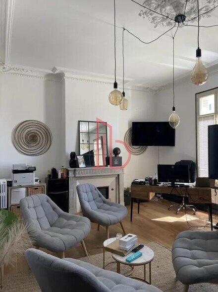 Bureau dans Bègles à louer - Photo intérieure – Image 2 sur 6