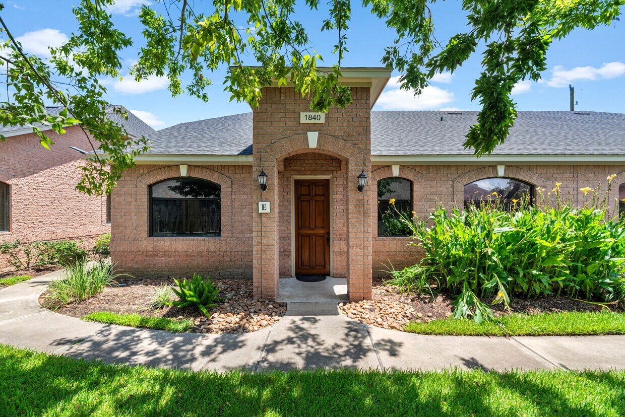 1826 Snake River Rd, Katy, TX 77449 - Lot E&F -  - Photo intérieure - Image 1 of 10