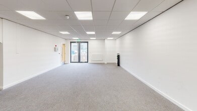 Leeside Rd, Londres à louer Numérisation 3D Matterport– Image 1 sur 16