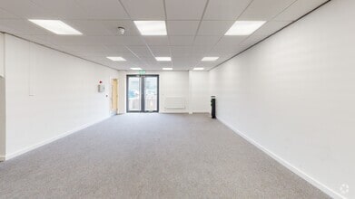 Leeside Rd, Londres à louer Numérisation 3D Matterport– Image 1 sur 10