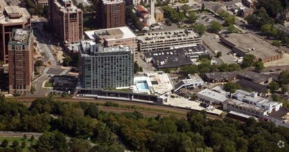 57 Bank St, White Plains, NY - Vue aérienne vue de carte - Image1