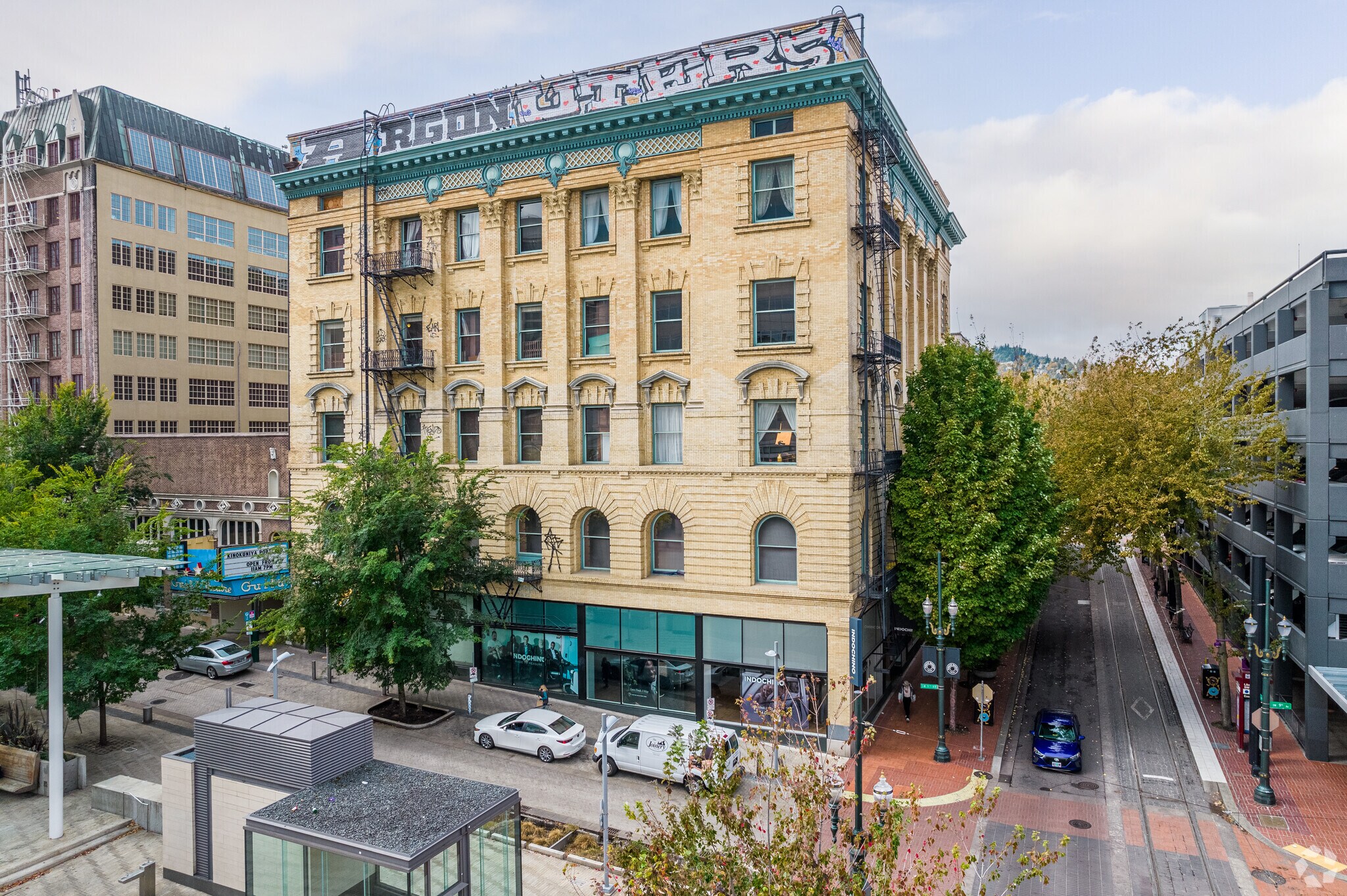 918 SW Yamhill St, Portland, OR à vendre Photo de l’immeuble– Image 1 sur 12