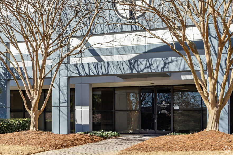 1500 Southpoint Dr, Forest Park, GA à louer - Photo de l’immeuble – Image 3 sur 8