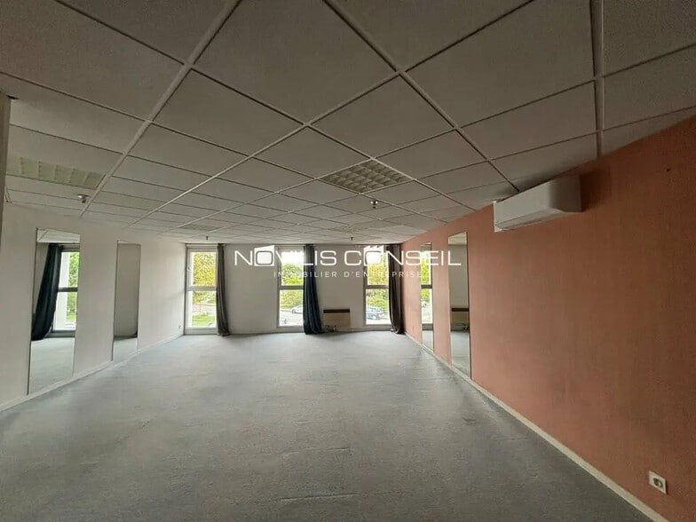 Bureau dans Ramonville-Saint-Agne à louer - Photo intérieure – Image 2 sur 3