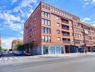 Plus de détails pour Local commercial à louer