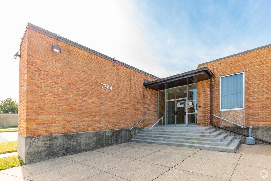 7364 Baltimore Annapolis Blvd, Glen Burnie, MD à louer - Photo de l’immeuble – Image 2 sur 8
