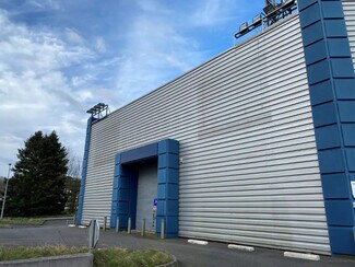 Plus de détails pour Local commercial à louer