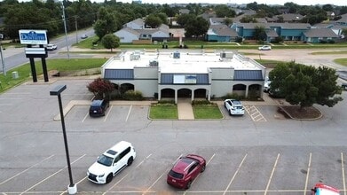 12516 N May Ave, Oklahoma City, OK - VUE AÉRIENNE  vue de carte - Image1