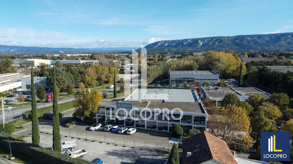 Bureau dans Cavaillon à louer - Photo de l’immeuble – Image 1 sur 4